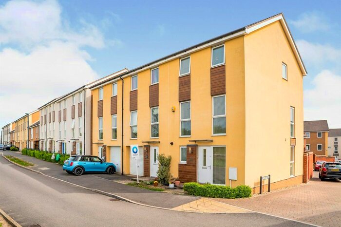 4 Bedroom Town House To Rent In Over Drive, Patchway, Bristol, BS34