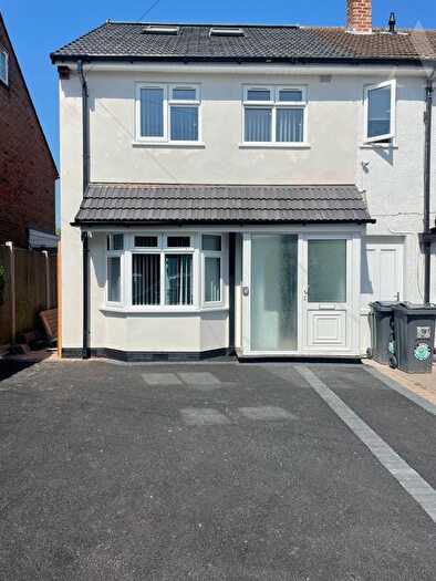 4 Bedroom End Of Terrace House To Rent In Amanda Drive, Birmingham, West Midlands, B26