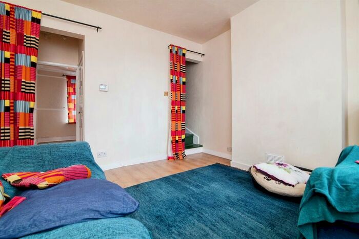 3 Bedroom Terraced House For Sale In Wood Lane, West Bromwich, B70