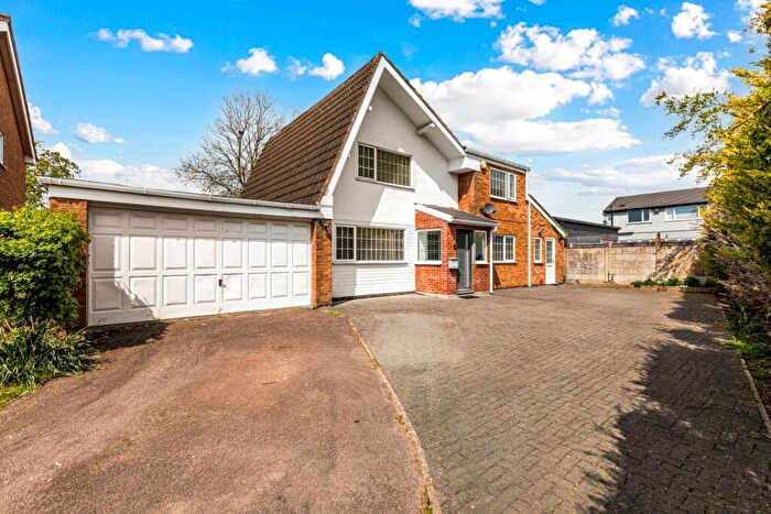 4 Bedroom Detached House For Sale In Crowan Drive, Wigston, LE18