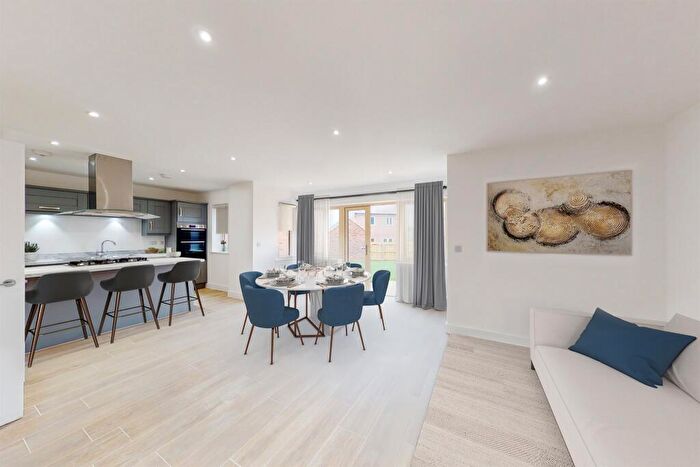 4 Bedroom Detached House To Rent In Marriott Way, Braintree, CM7