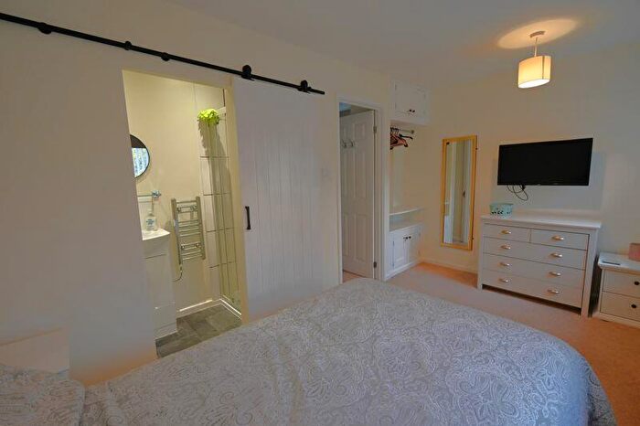 Studio To Rent In Waterloo Road, Radstock, BA3