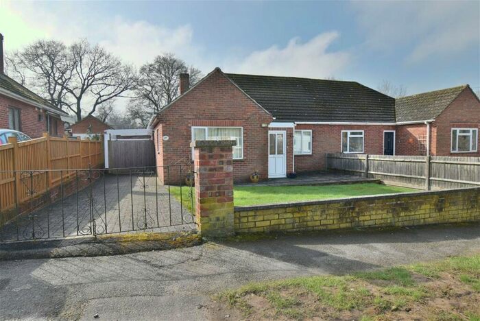2 Bedroom Semi-Detached Bungalow For Sale In Ash Grove, Kingsclere, Newbury, RG20