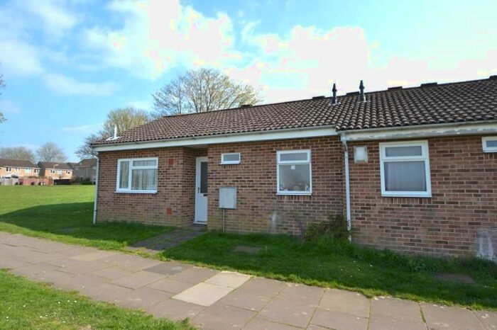 2 Bedroom Bungalow To Rent In Rodney Court, Andover, SP10