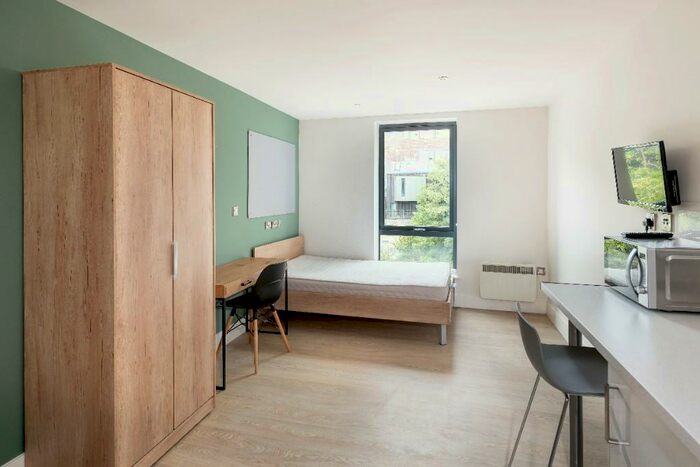 Studio To Rent In Seabrook House, Bath, Somerset, BA2