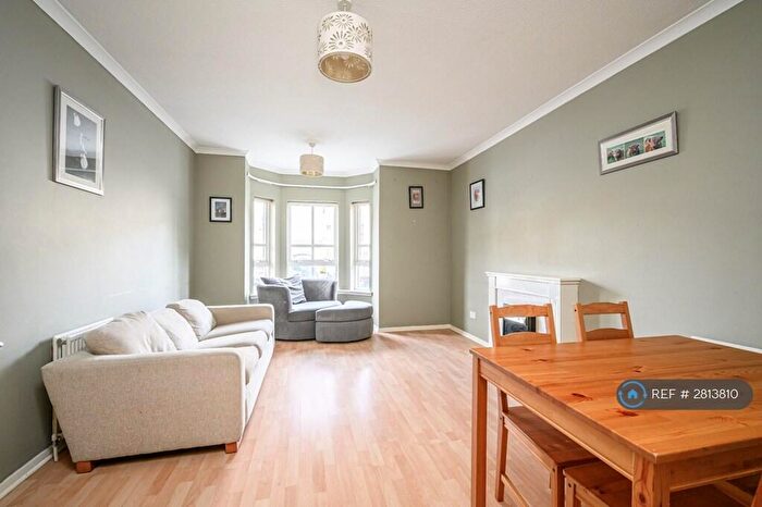3 Bedroom Flat To Rent In Hopetoun St, Edinburgh, EH7