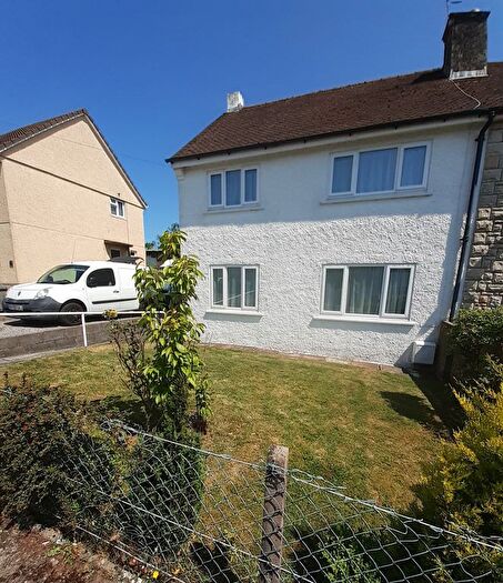 3 Bedroom Semi-detached House For Sale In Mount Road, St Cadocs Trevethin, Pontypool, NP4