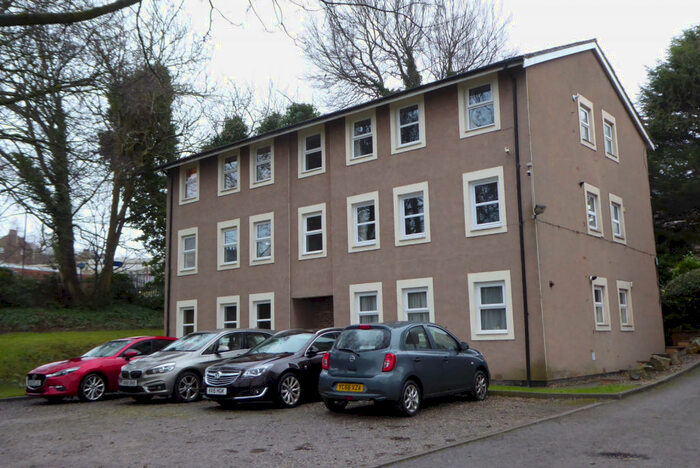 2 Bedroom Flat To Rent In West Road, Lancaster, LA1