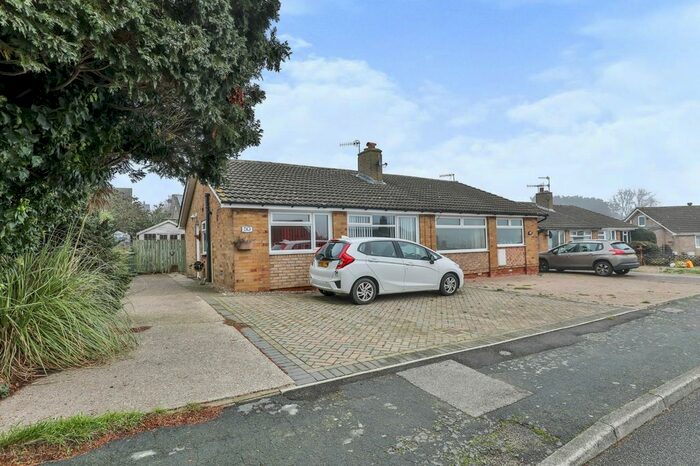 2 Bedroom Bungalow To Rent In Bradworth Drive, Scarborough, North Yorkshire, YO11