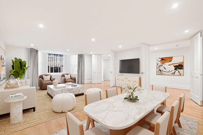 2 Bedroom Flat To Rent In Queens Gate, South Kensington, SW7