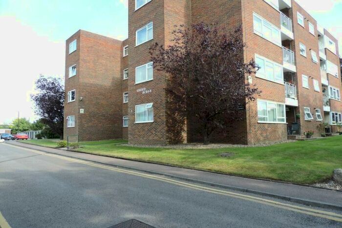 2 Bedroom Flat To Rent In Green Acres, Bexley, Sidcup, DA14