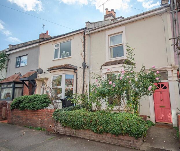 4 Bedroom Terraced House For Sale In Gratitude Road, Greenbank, Bristol, BS5