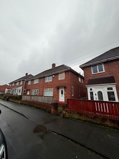 3 Bedroom Semi Detached House To Rent In Hylton Castle, Sunderland, SR5
