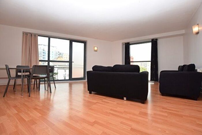 2 Bedroom Flat To Rent In Fitzwilliam Street, Sheffield, S1