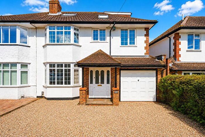 5 Bedroom Semi-Detached House For Sale In Watford Road, St. Albans, Hertfordshire, AL2