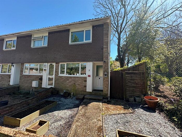 2 Bedroom End Of Terrace House To Rent In Shooters Hill Close, Southampton, SO19