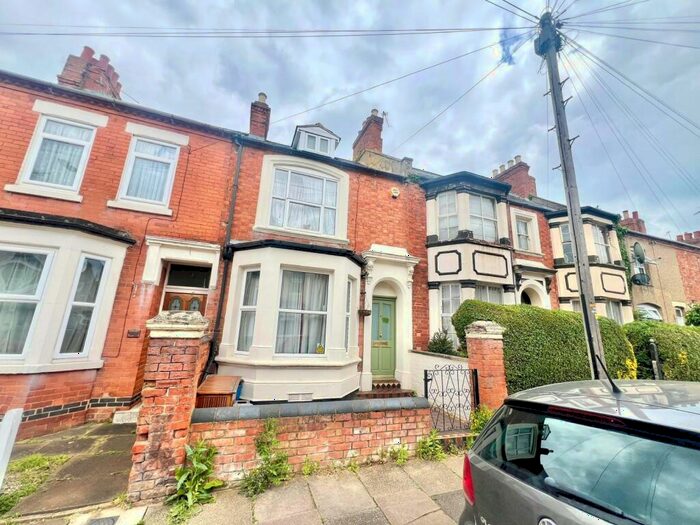 3 Bedroom House To Rent In Shelley Street, Northampton, NN2