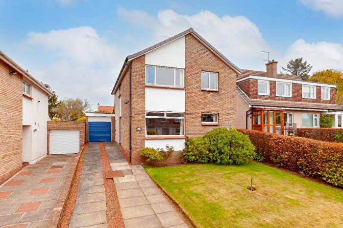 4 Bedroom Link Detached House For Sale In Swanston Park, Edinburgh, EH10