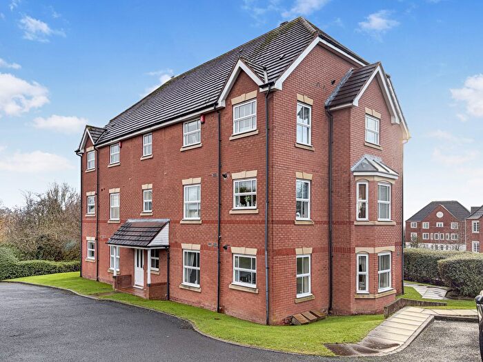 2 Bedroom Flat For Sale In Garrick Close, Dudley, DY1