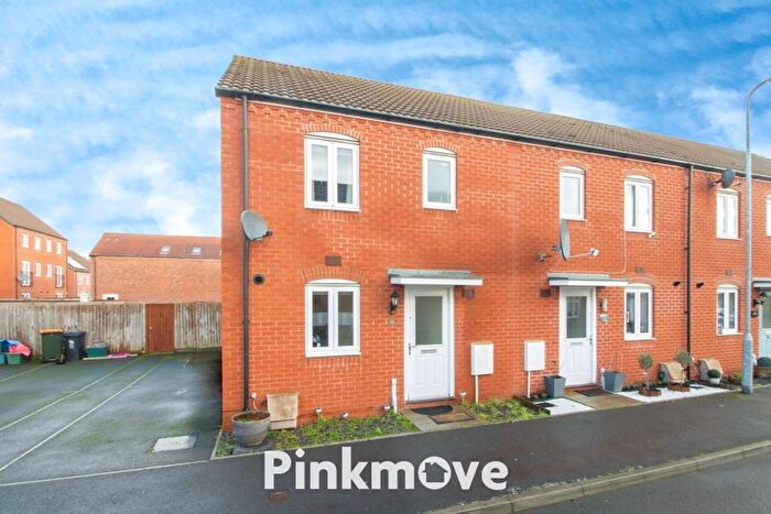 3 Bedroom End Of Terrace House For Sale In Clarke Road, Newport, NP19