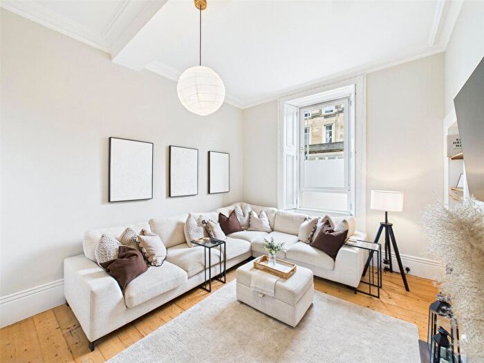 2 Bedroom Apartment To Rent In Easter Road, Edinburgh, Midlothian, EH7