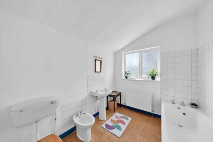 3 Bedroom Terraced House For Sale In Rye Road, Peckham, SE15