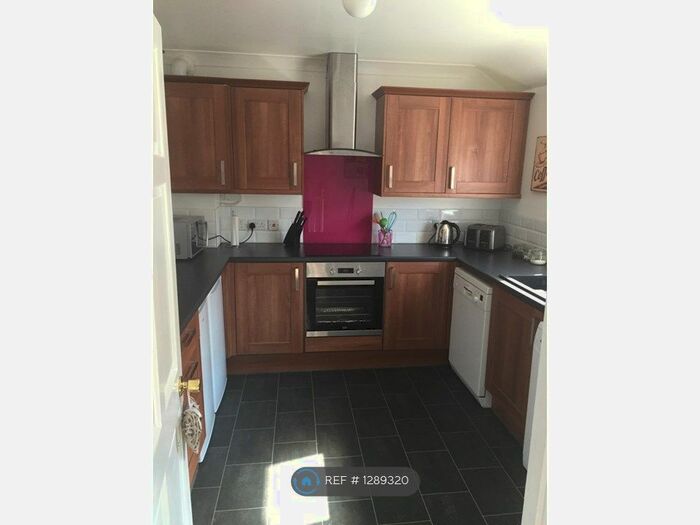 4 Bedroom Detached House To Rent In Guildford Road, Canterbury, CT1