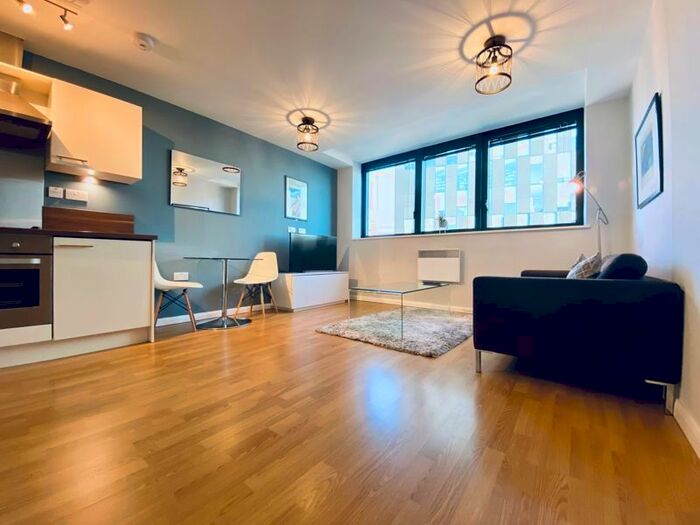 1 Bedroom Flat To Rent In Mann Island, Liverpool, L3