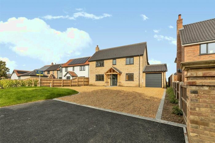 5 Bedroom Detached House For Sale In Bunwell Street, Bunwell, Norwich, Norfolk, NR16