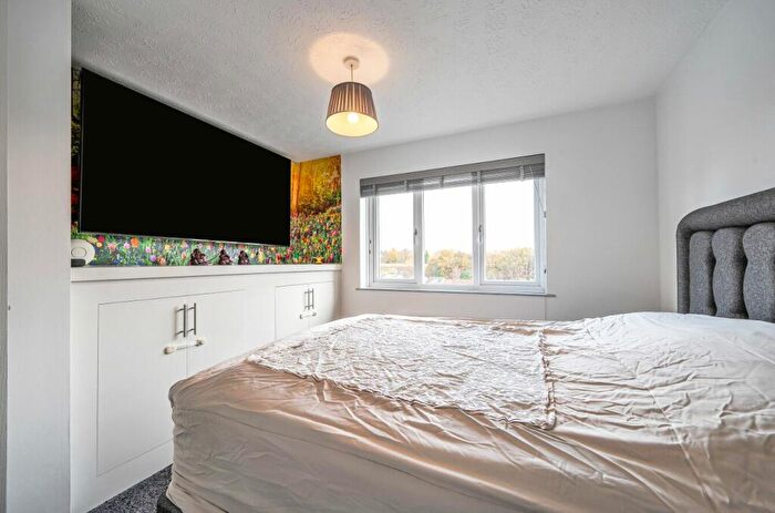 3 Bedroom Terraced House For Sale In Ludlow Road, Kidderminster, Worcestershire, DY10