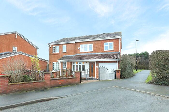 3 Bedroom Semi-Detached House For Sale In Hartland Drive, Sothall, S20