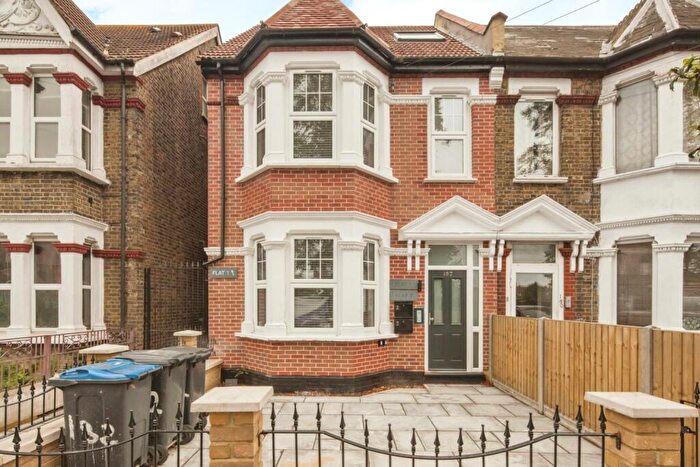 2 Bedroom Flat To Rent In Frant Road Thornton Heath, CR7