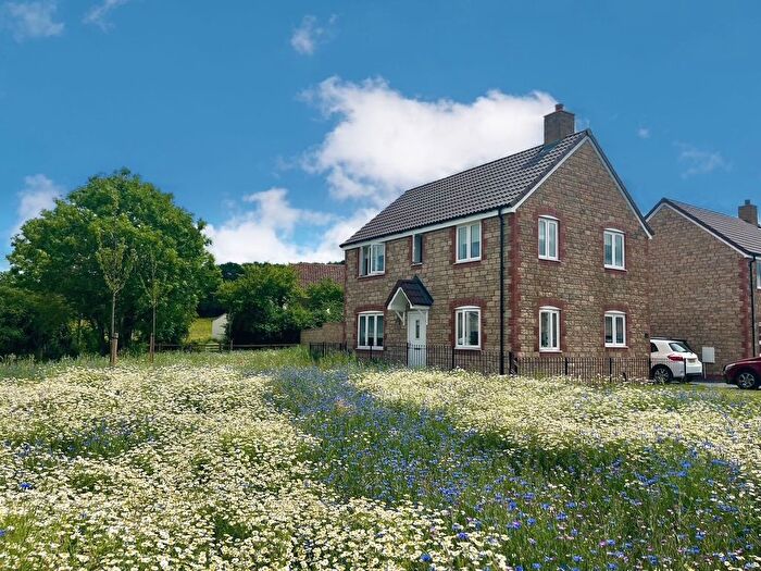 3 Bedroom Property To Rent In Narcissus Way, Bristol, BS16