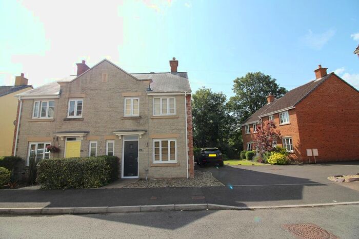 3 Bedroom Semi-Detached House To Rent In Monument Close, Portskewett, Caldicot, NP26