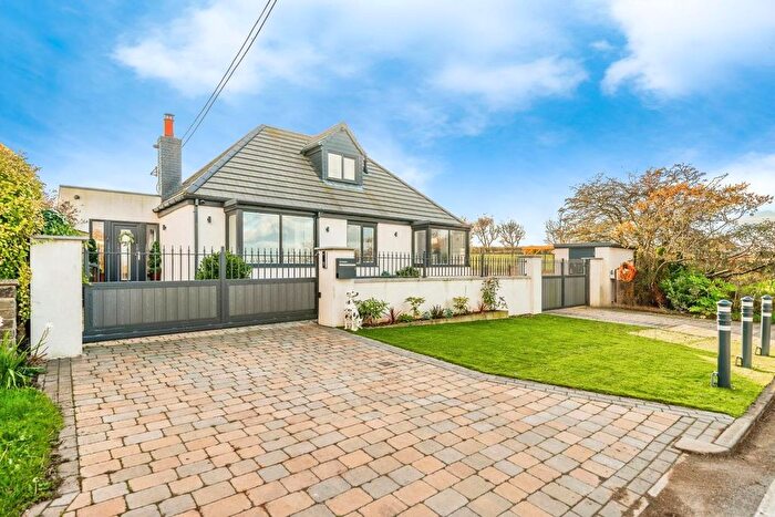 4 Bedroom Detached Bungalow For Sale In Sands Road, Hunmanby Gap, Filey, YO14