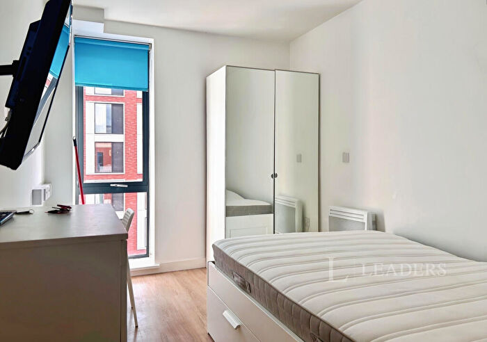 1 Bedroom Flat To Rent In Chapel Street, M3