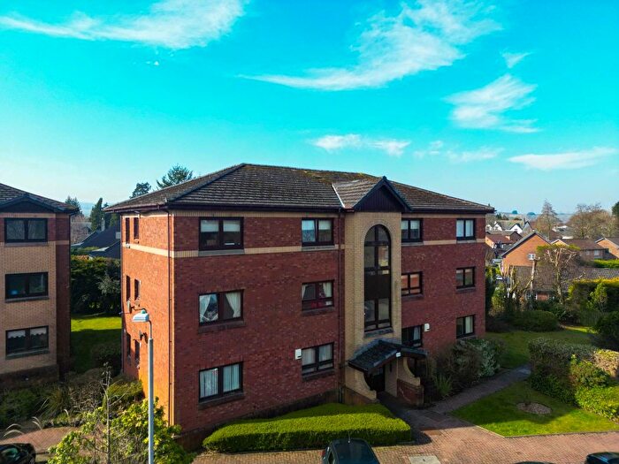2 Bedroom Flat For Sale In Whitelea Court, Kilmacolm, PA13