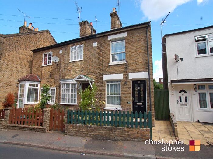2 Bedroom End Of Terrace House To Rent In Albury Grove Road, Cheshunt, Waltham Cross, Hertfordshire, EN8