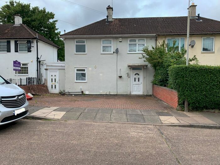 3 Bedroom Semi-Detached House To Rent In Cordery Road, Leicester, LE5