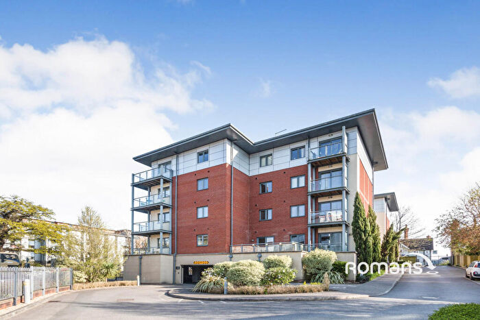 2 Bedroom Flat To Rent In Farnborough Road, Farnborough, Hampshire, GU14