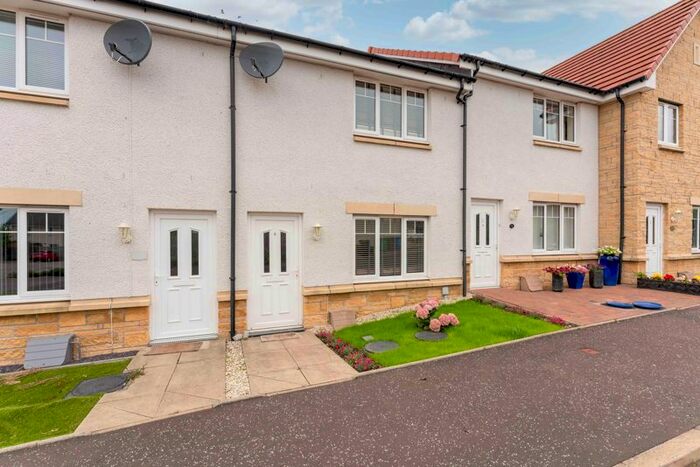 2 Bedroom Terraced House For Sale In North Urquhart Place, Dunfermline, KY12