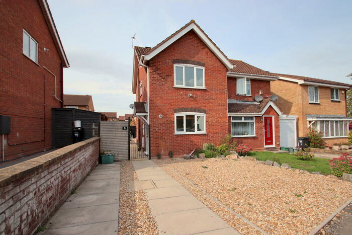 2 Bedroom Semi-Detached House To Rent In Worle, BS22