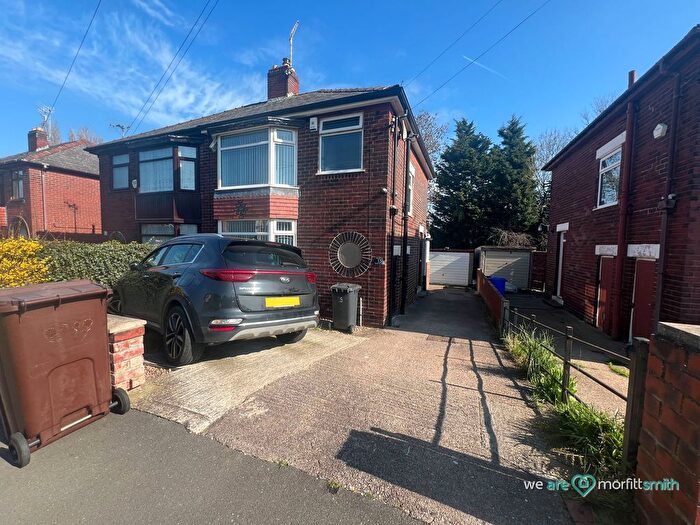 3 Bedroom Semi Detached House For Sale In Avisford Road, Wadsley Bridge, S5