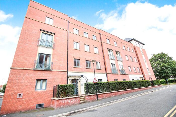 3 Bedroom Flat To Rent In The Square, Seller Street, Chester, Cheshire, CH1