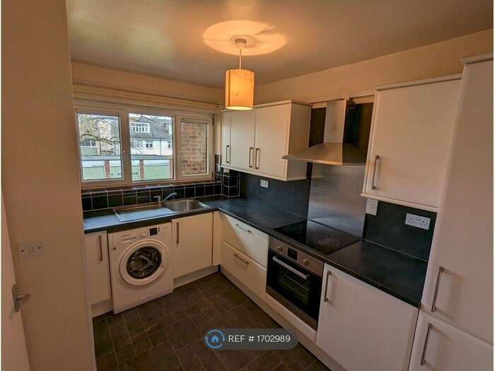 1 Bedroom Flat To Rent In Lynsted Court, Beckenham, BR3