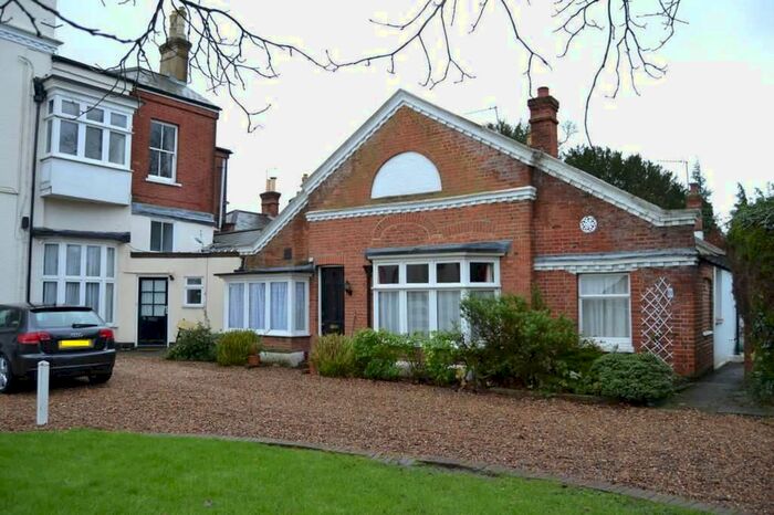 2 Bedroom Semi Detached Bungalow For Sale In Woodcote Road, Epsom, KT18