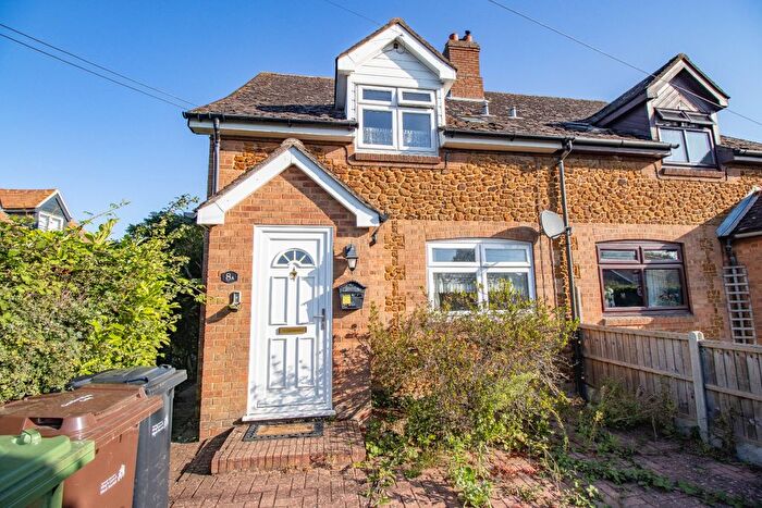 3 Bedroom Cottage For Sale In Lynn Road, Hillington, King's Lynn, Norfolk, PE31