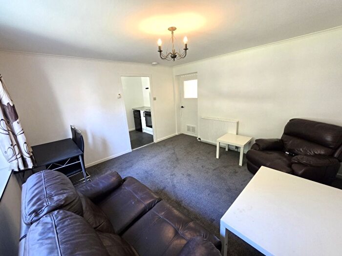 1 Bedroom Flat To Rent In Dempsey Terrace, Old Aberdeen, Aberdeen, AB24