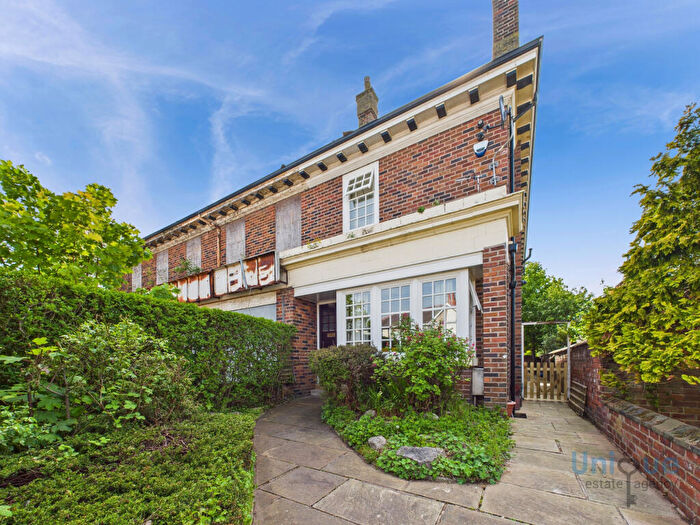 3 Bedroom Semi-Detached House For Sale In St. Davids Road North, Lytham St. Annes, FY8