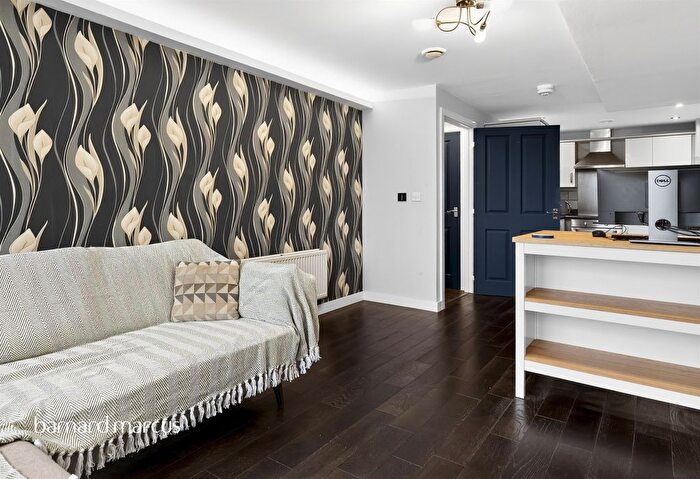 1 Bedroom Flat For Sale In London Road, Thornton Heath, CR7